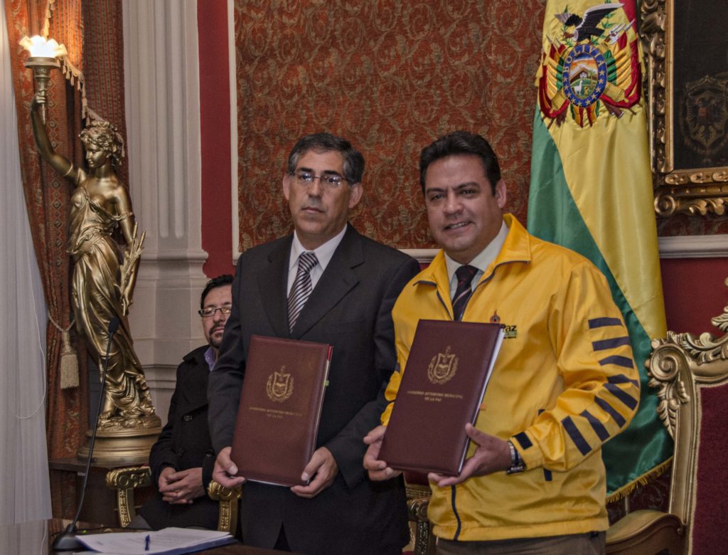CBN y alcaldía de La Paz sellan acuerdo para capacitar a la ciudadanía sobre consumo responsable